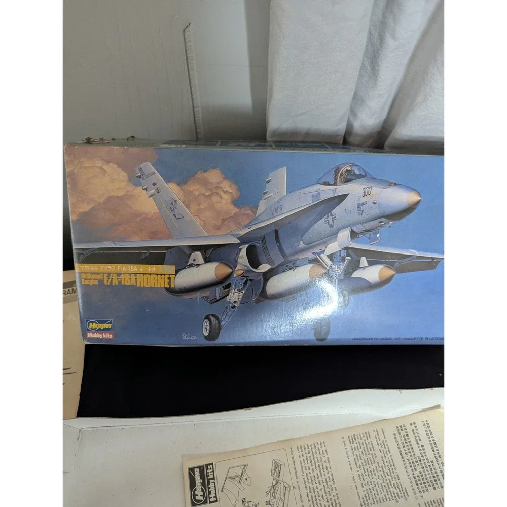 3 VTG Model Airplane kits 1:72 Thunderbird Mcdonnell Douglas hornet thunderchief